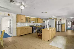 46 Veterans Ln, Freeport, FL 32439 - Photo 13