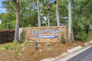 9318 Lucian Ct, Navarre, FL 32566 - Photo 3