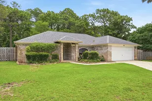 9318 Lucian Ct, Navarre, FL 32566 - Photo 5