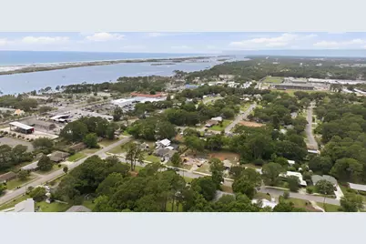 33 SW Temple Avenue, Fort Walton Beach, FL 32547 - Photo 77