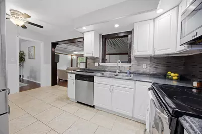 33 SW Temple Avenue, Fort Walton Beach, FL 32547 - Photo 21