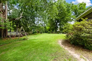 610 W Lynn Brook, Crestview, FL 32539 - Photo 27