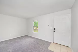 259 W Cypress Ave, Defuniak Springs, FL 32433 - Photo 3