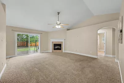 6100 Dragonfly Way, Crestview, FL 32536 - Photo 9