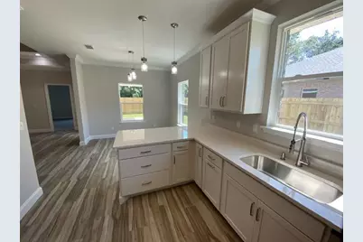 422 Little John Road, Mary Esther, FL 32569 - Photo 11