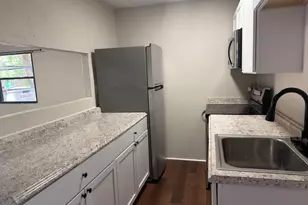 5410 Malcolm Tucker Ave, Crestview, FL 32536 - Photo 5