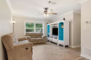 60 Oak Ln, Shalimar, FL 32579 - Photo 9
