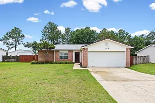 109 Louise Dr, Crestview, FL 32536 - Photo 1