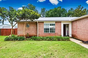 109 Louise Dr, Crestview, FL 32536 - Photo 5
