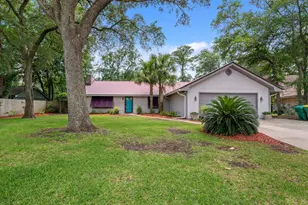 952 Rue De Palms, Niceville, FL 32578 - Photo 1