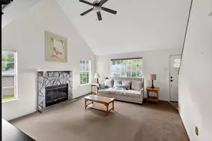 105 Eastview Dr, Crestview, FL 32536 - Photo 5