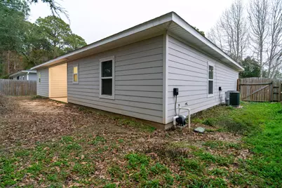 2243 N Wind Trace Road, Navarre, FL 32566 - Photo 33