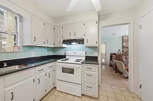 4256 Burbank Dr, Milton, FL 32583 - Photo 9