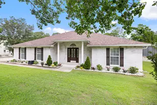 449 Ruckel Dr, Niceville, FL 32578 - Photo 1