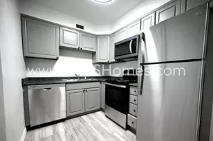 131 Adkinson Dr, Crestview, FL 32536 - Photo 5