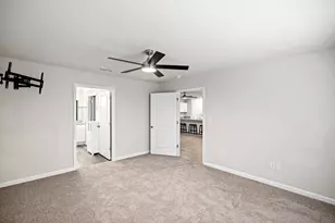 460 Riverwalk Cir, Freeport, FL 32439 - Photo 9