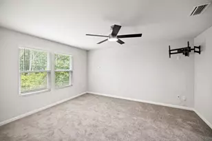 460 Riverwalk Cir, Freeport, FL 32439 - Photo 9