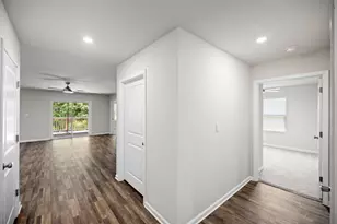 460 Riverwalk Cir, Freeport, FL 32439 - Photo 15