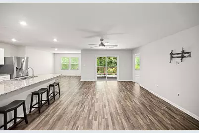 460 Riverwalk Circle, Freeport, FL 32439 - Photo 5