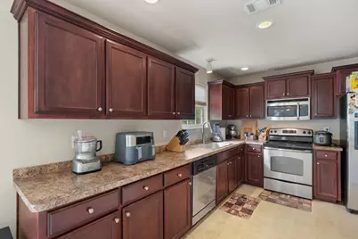 111 Bronze Circle, Crestview, FL 32539 - Photo 9