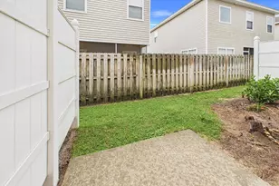 108 Farrah Ave, Niceville, FL 32578 - Photo 27