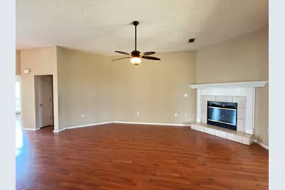 688 Brunson Street, Crestview, FL 32536 - Photo 7