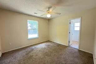 688 Brunson St, Crestview, FL 32536 - Photo 19