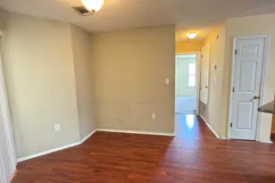688 Brunson St, Crestview, FL 32536 - Photo 17