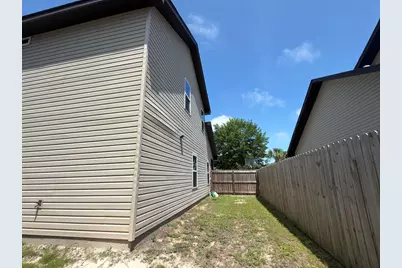 2307 Hadleigh Hills Court, Navarre, FL 32566 - Photo 21
