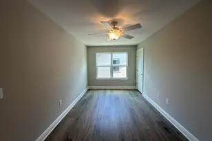 2307 Hadleigh Hills Ct, Navarre, FL 32566 - Photo 15