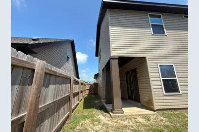 2307 Hadleigh Hills Court, Navarre, FL 32566 - Photo 23