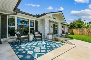 1702 Green Palm Cir, Niceville, FL 32578 - Photo 5