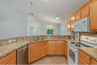 2070 Catline Circle, Navarre, FL 32566 - Photo 13