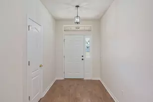 2070 Catline Cir, Navarre, FL 32566 - Photo 3
