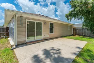 2070 Catline Cir, Navarre, FL 32566 - Photo 37