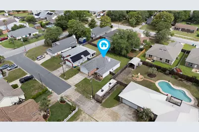 305 W Danielle Court, Mary Esther, FL 32569 - Photo 3