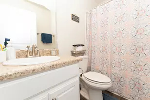 428 Triton St, Crestview, FL 32536 - Photo 17