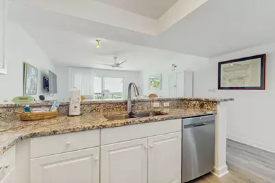 866 Santa Rosa Boulevard #102, Fort Walton Beach, FL 32548 - Photo 9