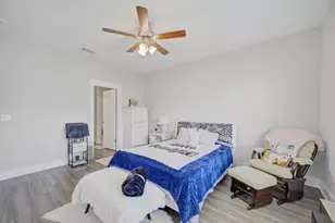 284 Date Palm Ln, Freeport, FL 32439 - Photo 35