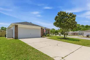 1973 Catline Cir, Navarre, FL 32566 - Photo 3