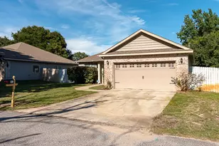 41 Cactus Rd, Mary Esther, FL 32569 - Photo 3