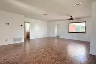 710 Osage Dr, Fort Walton Beach, FL 32547 - Photo 5