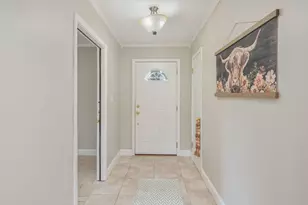 349 Marie Circle, Fort Walton Beach, FL 32548 - Photo 3