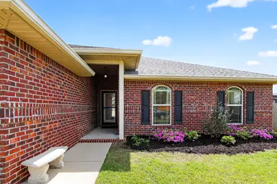 8803 Bluebell Street, Milton, FL 32583 - Photo 5