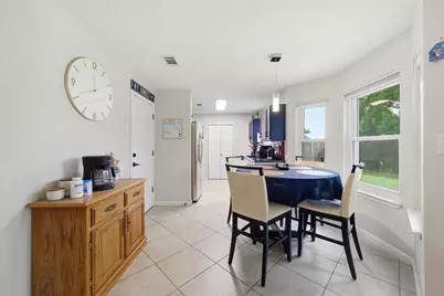 2144 Estate Circle, Navarre, FL 32566 - Photo 9