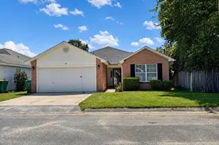 921 Lauderhill Ln, Fort Walton Beach, FL 32547 - Photo 3