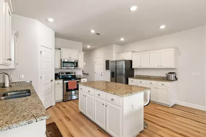 224 Baycliff Drive, Crestview, FL 32536 - Photo 9