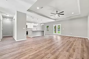 1416 N Lloyd St, Crestview, FL 32536 - Photo 9