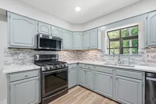 808 Overbrook Dr, Fort Walton Beach, FL 32547 - Photo 21