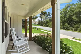 6827 Interlachen Ln, Laurel Hill, FL 32567 - Photo 5